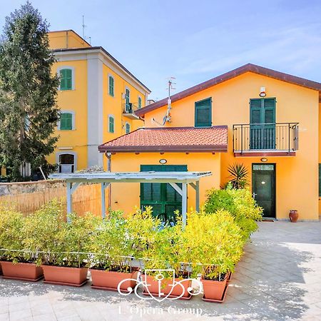 Villa Livia - L'Opera Group ลาสเปเซีย ภายนอก รูปภาพ